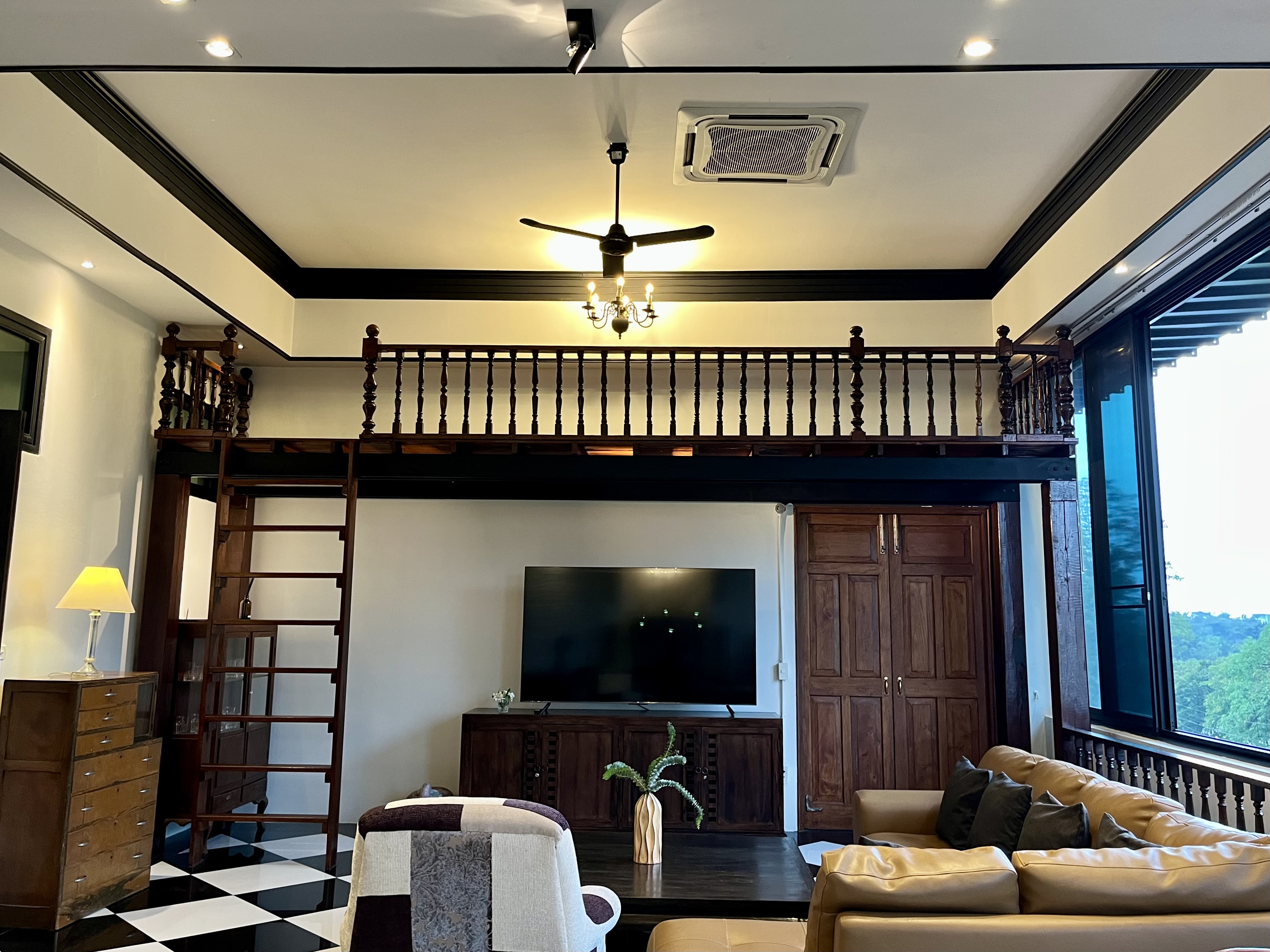 The Lanna Lounge - Image 7